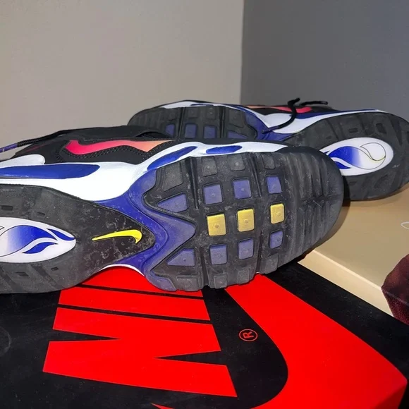 Nike Air Griffey Max 1 - Picture 4 of 9